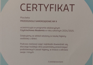 Dzieci z grupy Motylki w roku szkolnym 2024/2025 brały udział w Ogólnopolskim Projekcie Edukayjnym „Czyściochowe przedszkole”.