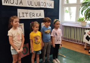 Uczestnicy konkursu z pozytywnymi emocjami czekają na ogłoszenie wyników.