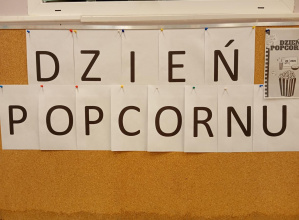 Dzień Popcornu w grupie Odkrywcy, Smerfy, Stokrotki.